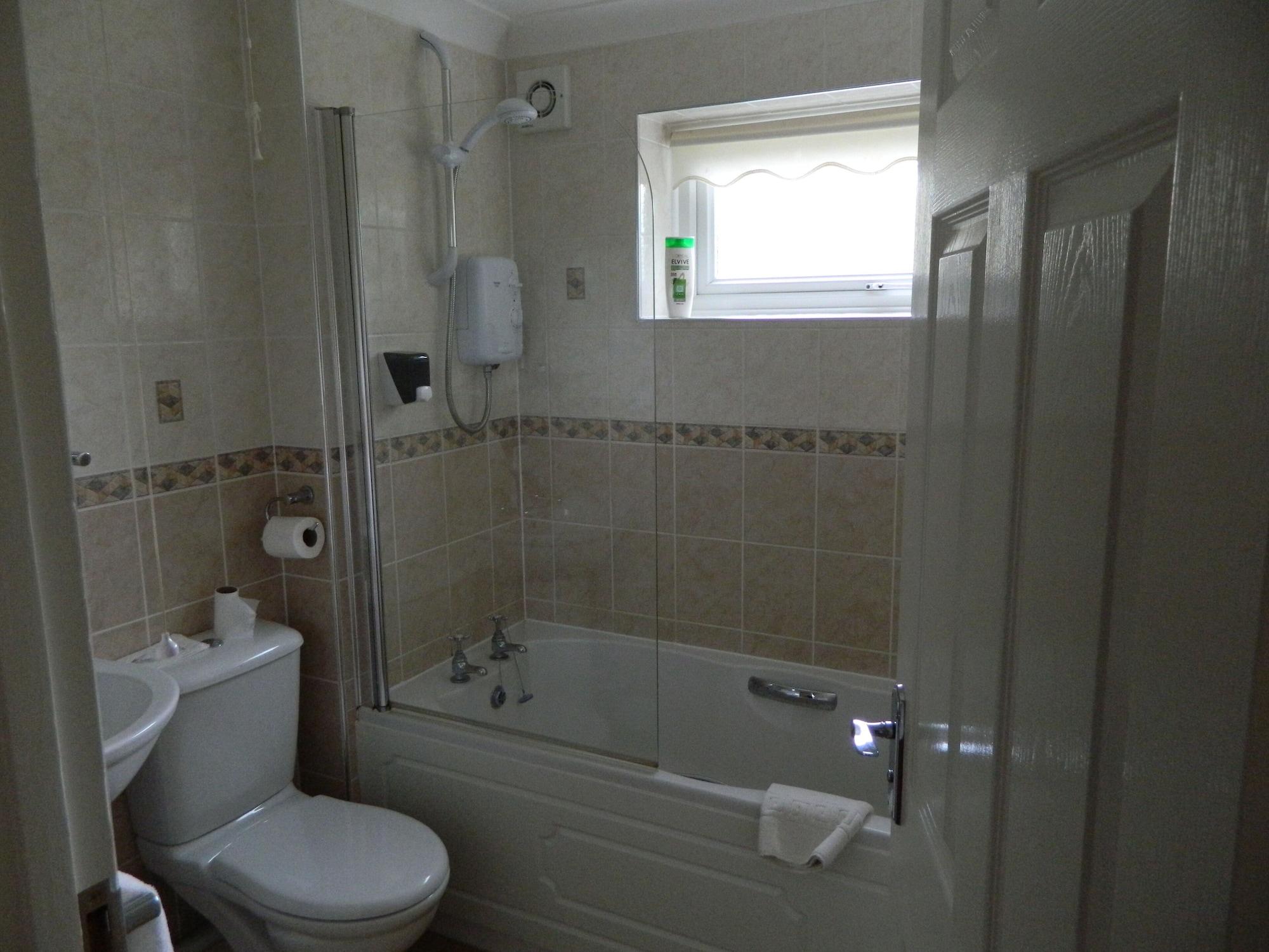 The Cedars Hotel Stowmarket Extérieur photo