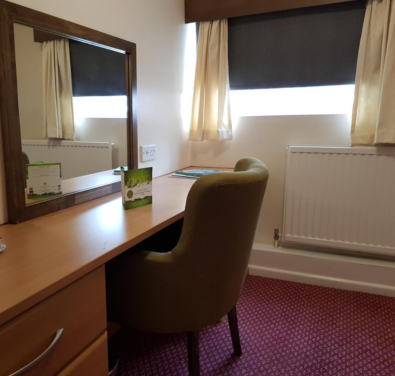 The Cedars Hotel Stowmarket Extérieur photo